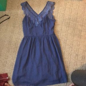 V neck dress
